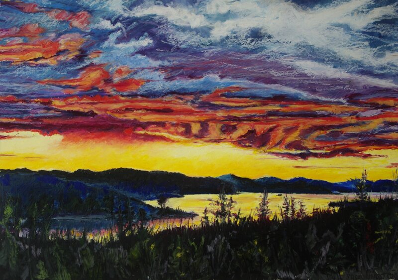Himlen brinner ovanför Kvarnbergsvattnet av Susan Lindström